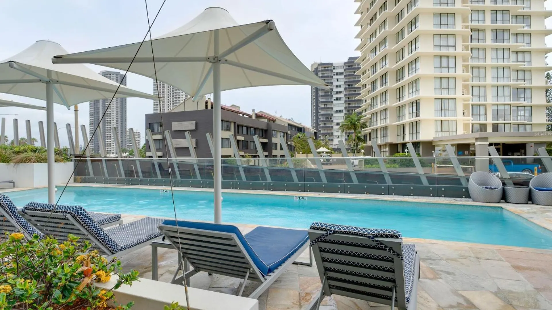 Rhapsody Stunning Ocean Views Apartment - Coasthm ゴールドコースト