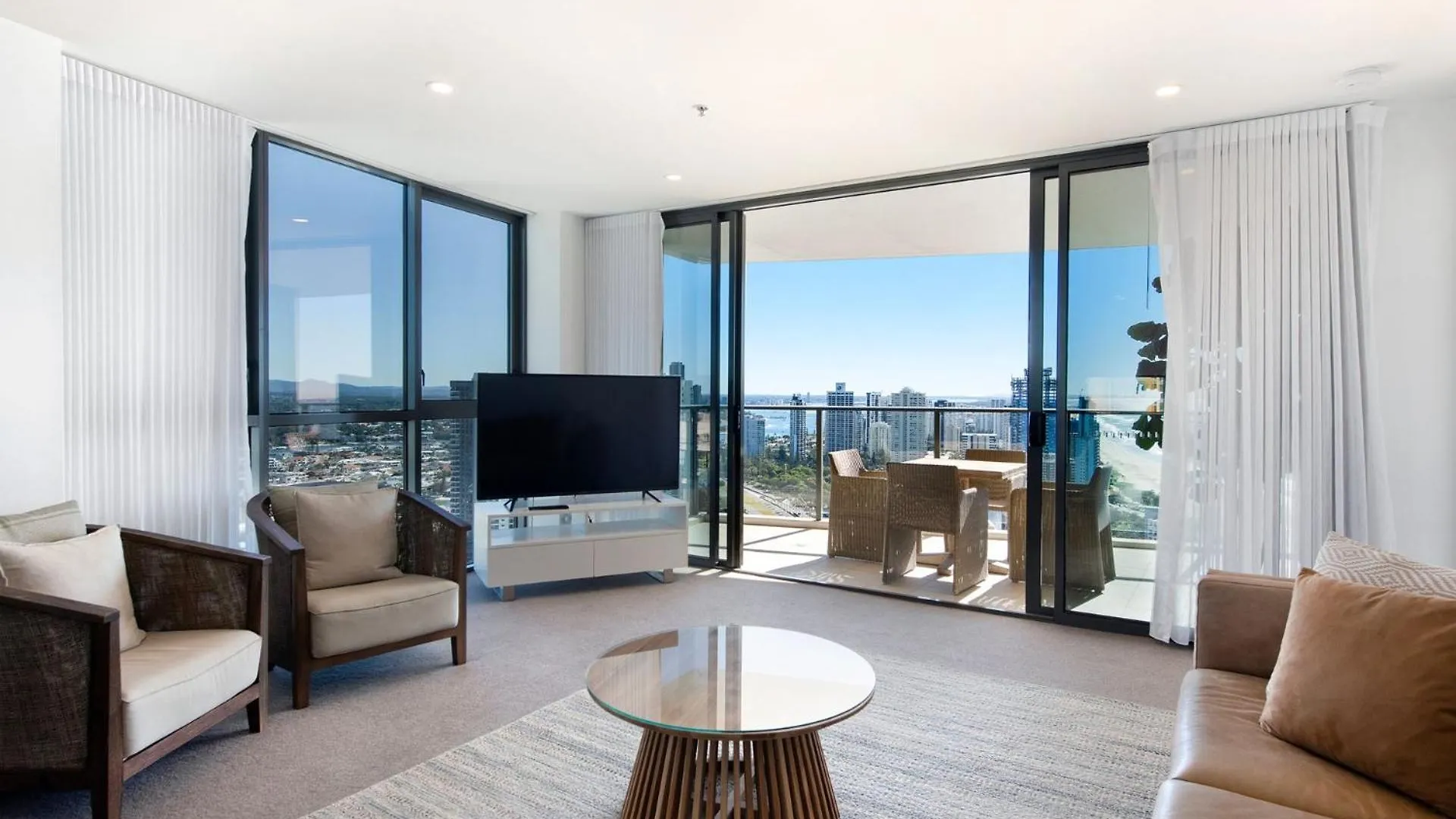 Rhapsody Stunning Ocean Views Apartment - Coasthm Gold Coast